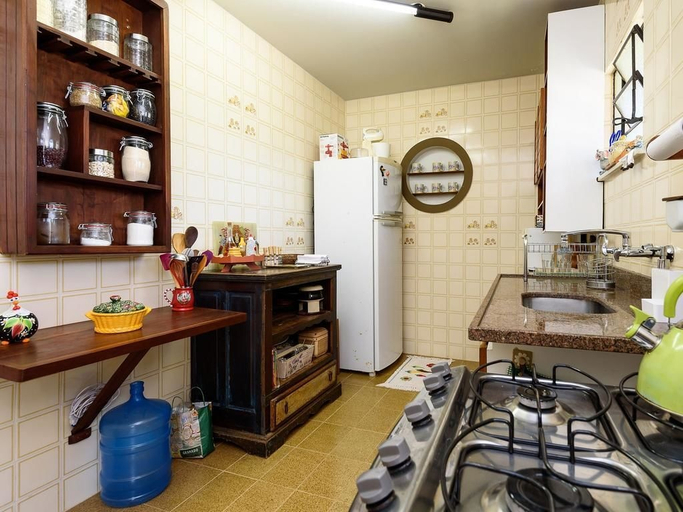 Others 5, All in Rio - Casa com Área Gourmet e diarista, Petrópolis