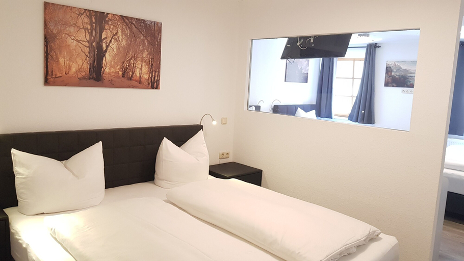Bedroom 3, Garni City Hotel, Ostallgäu