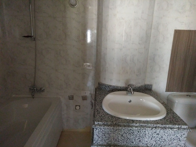 Bathroom 4, Royal NJ Hotel, New Burj al-'Arab City