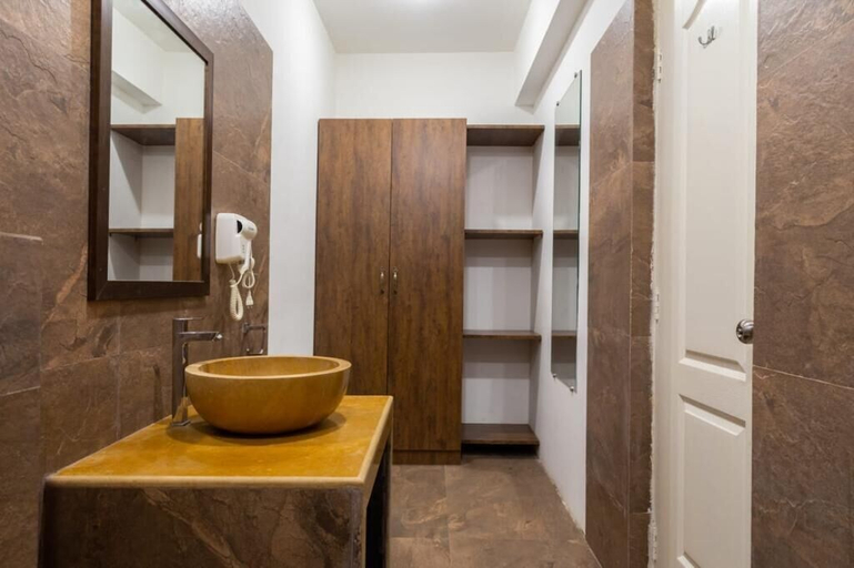 Bathroom 3, Richmonde Ananta Elite, North Goa