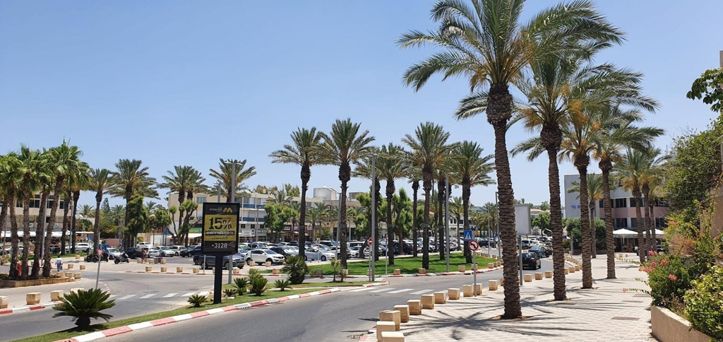 Room 5, Ramat Yam Marine in Herzliya