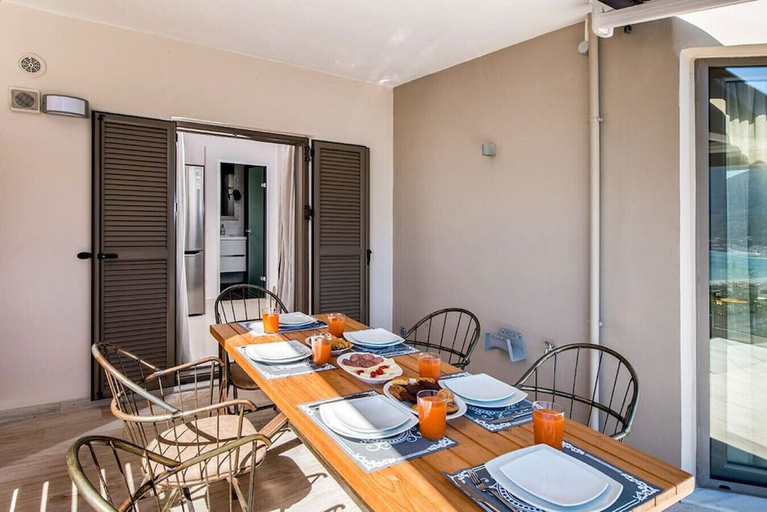 Room 4, Villa Mare 3 Aria Drakatos, Ionian Islands