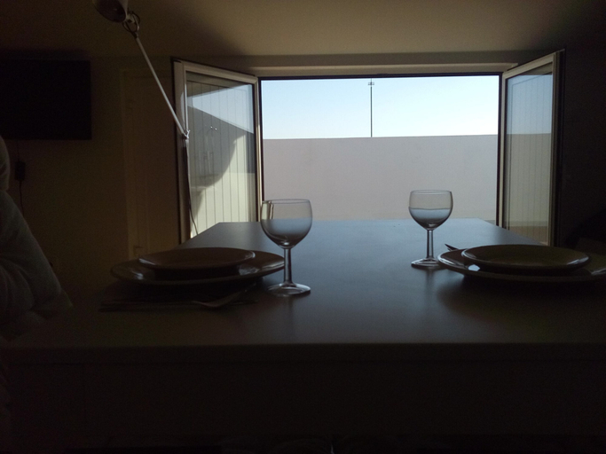 Others 5, Evora Inn, Évora