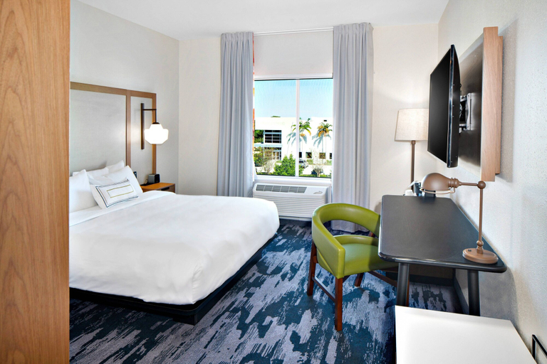 Bedroom 3, Fairfield by Marriott Inn & Suites Deerfield Beach Boca Raton, Broward
