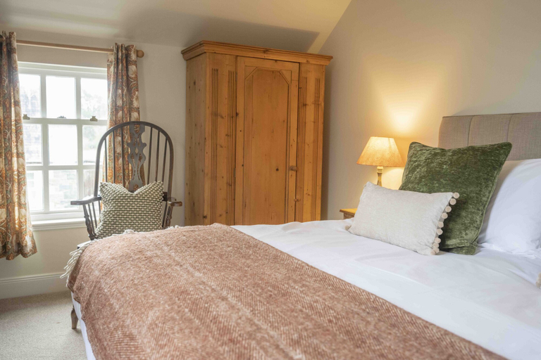 Bedroom 3, Cross Keys Inn, Scottish Borders