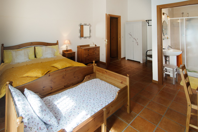 Bedroom 2, B&B La Fenice, Rimini