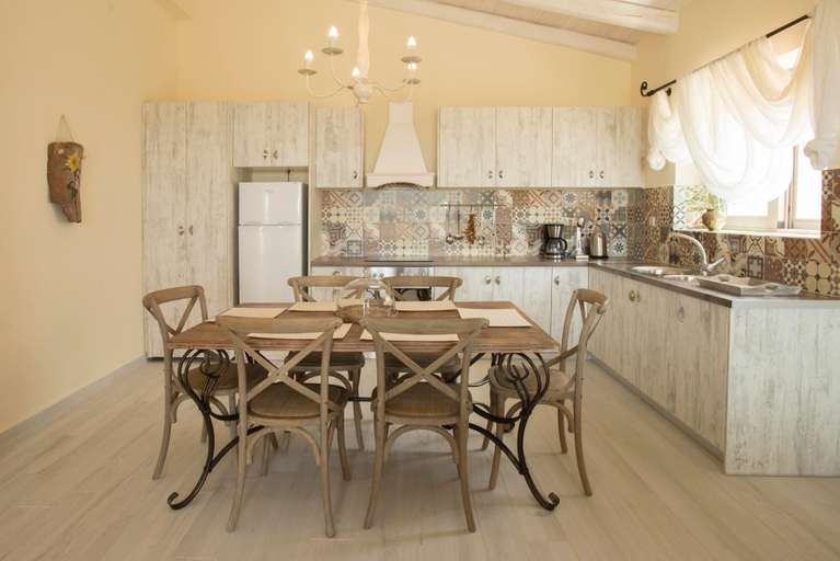 Others 2, Two Bedroom Villa - Lilac, Peloponnese