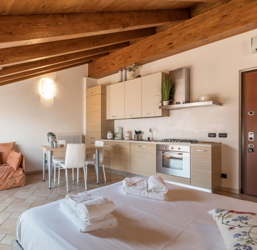 Room 2, La Filanda Apartments by Wonderful Italy - Canapa, Como