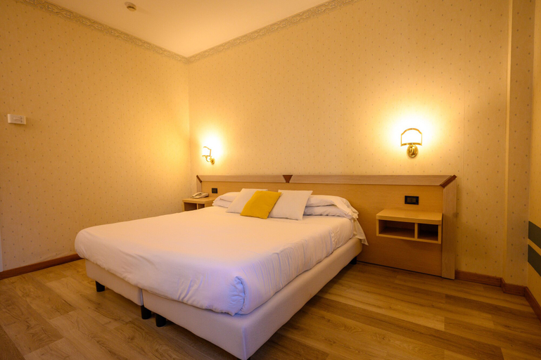 Bedroom 4, Hotel Torre di Pratolungo, Rome