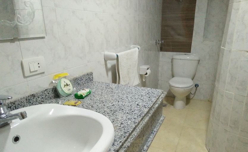 Bathroom 4, Royal NJ Hotel, New Burj al-'Arab City