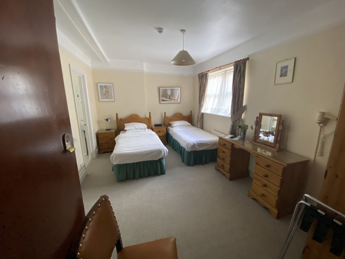 Bedroom 3, Pickwicks Guest House, Oxfordshire