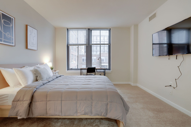 Bedroom 3, Great 2BR Condo in Pentagon city, Arlington