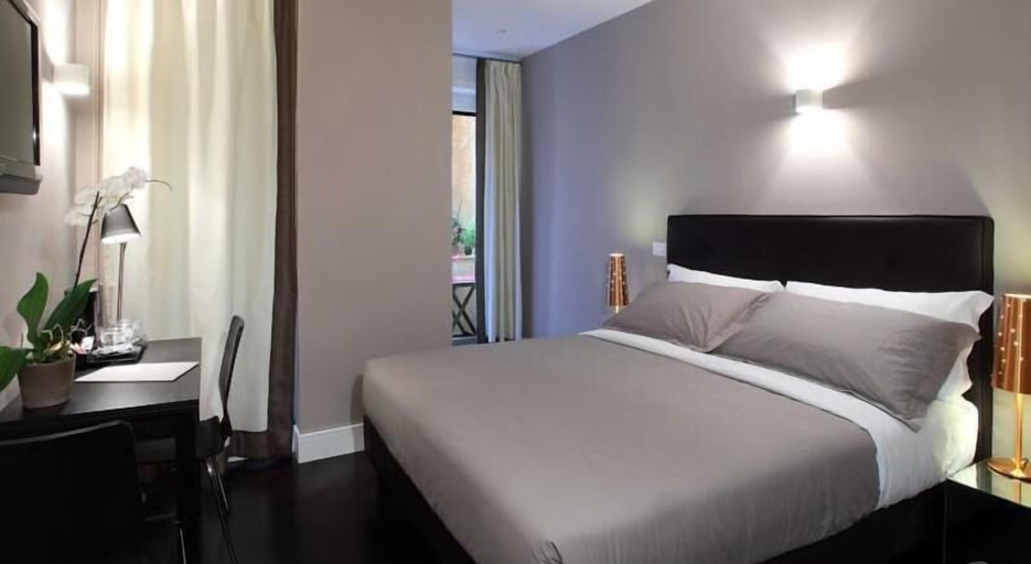Bedroom 4, Residence Regola, Rome