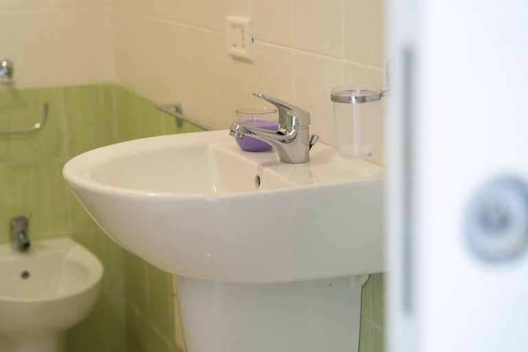 Room 2, Appartamento 70 in Casalabate, Lecce