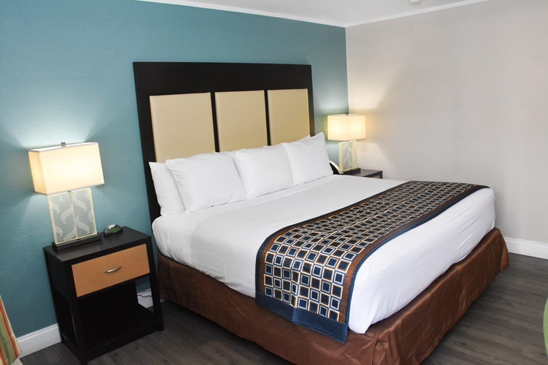 Bedroom 3, Americas Best Value Inn St. George, SC, Dorchester