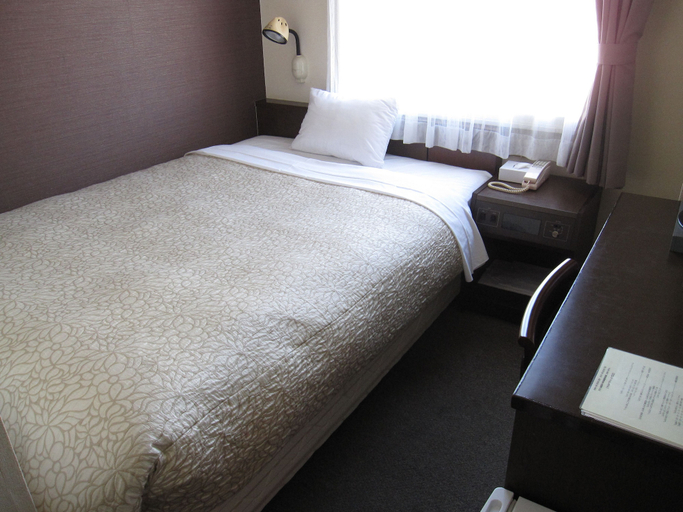 Bedroom 2, Toyohashi Station Hotel, Toyohashi