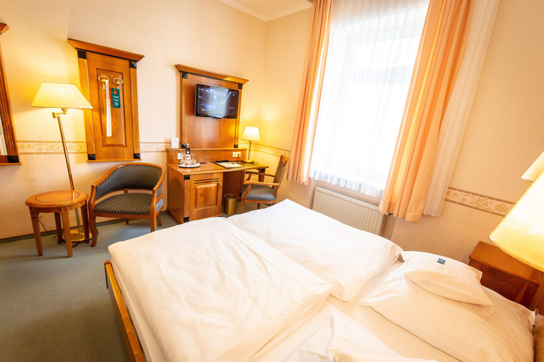 Bedroom 2, Hotel Krupp, Ahrweiler