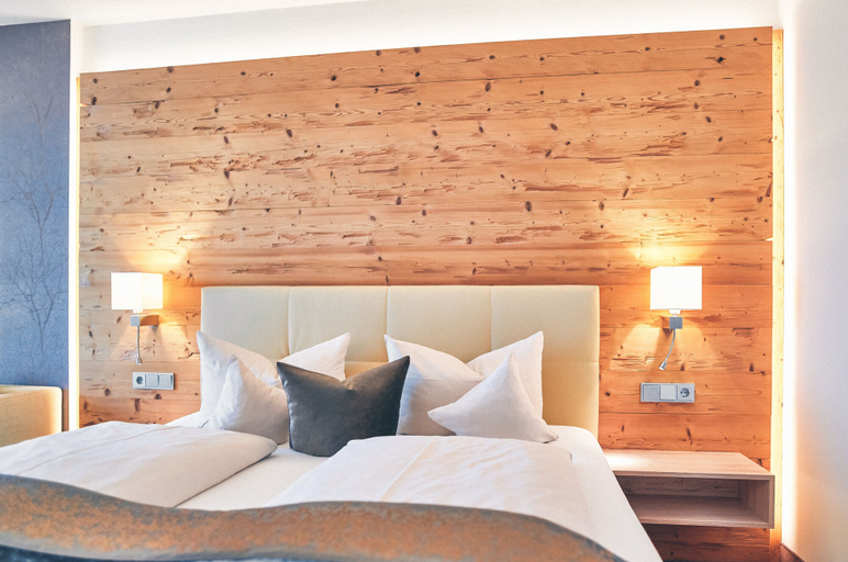 Bedroom 4, Wellnesshotel Eibl-Brunner, Regen