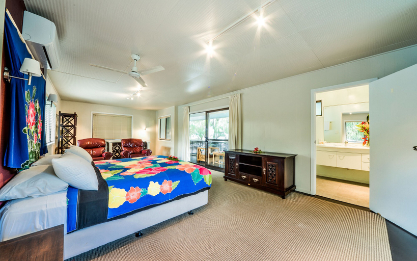 Bedroom 4, Palm Grove, Rorotonga
