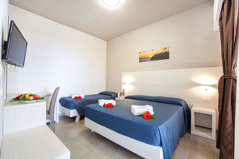 Bedroom 3, Villaggio Baia d'Ercole, Vibo Valentia