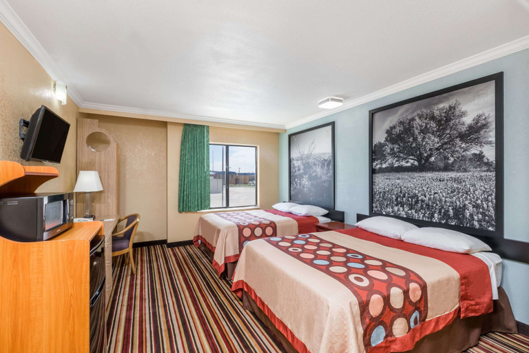 Bedroom 4, Super 8 by Wyndham Midland, Midland