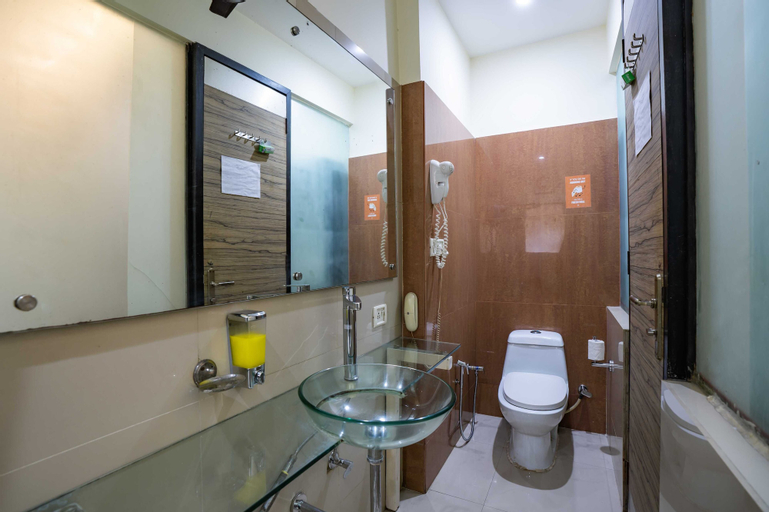 Bathroom 3