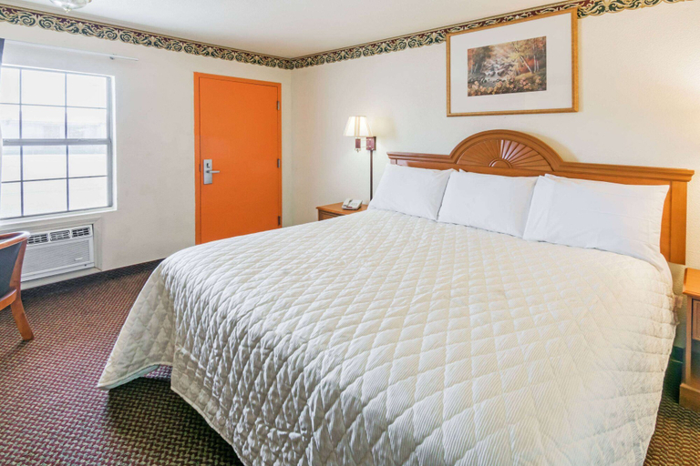 Bedroom 3, Travelodge by Wyndham Temple, Bell