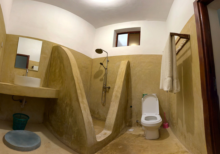 Bathroom 4, Sky and Sand Zanzibar Beach Resort, Kaskazini 'A'