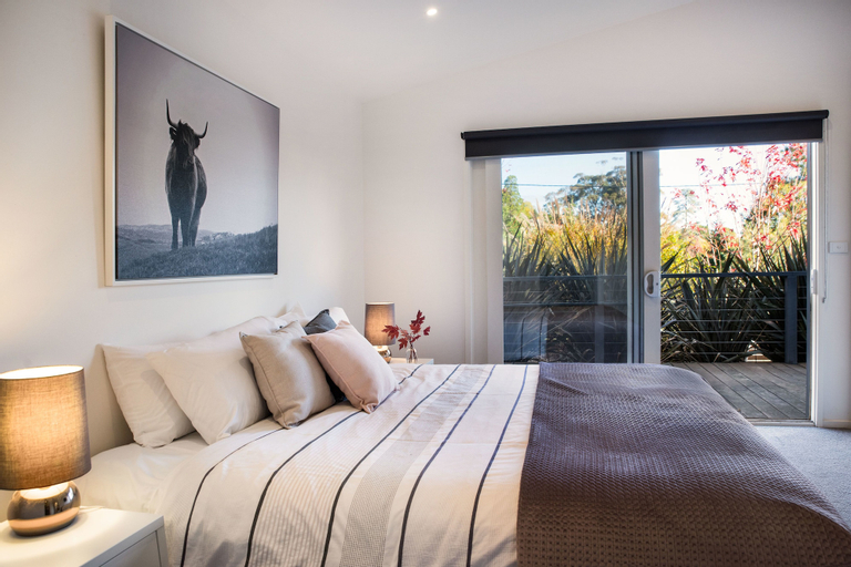 Bedroom 2, Delfryn, Hepburn - East