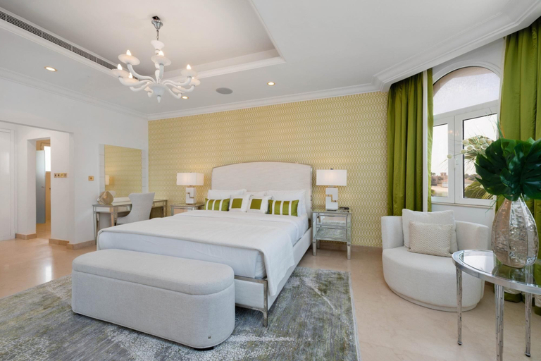 Room 3, Ultra-luxury Villa w Private Pool Beach on Palm, Dubai