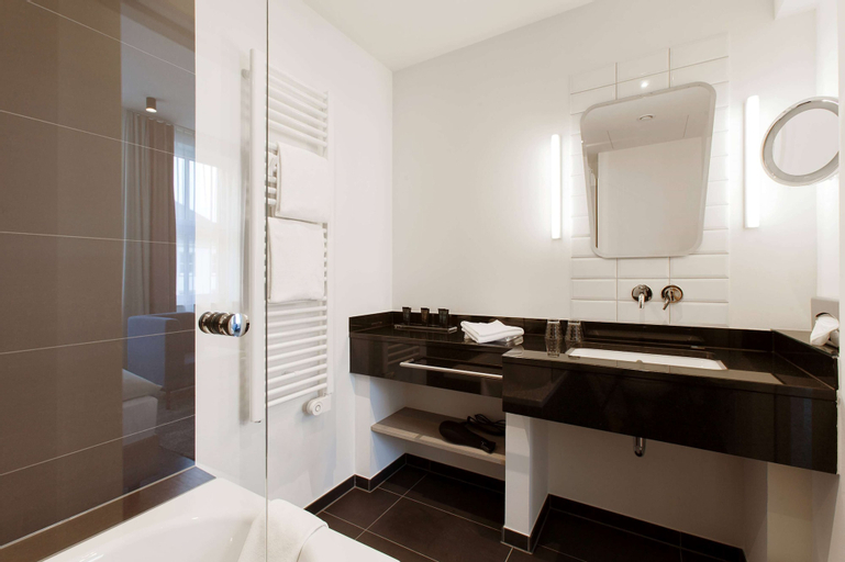 Bathroom 4