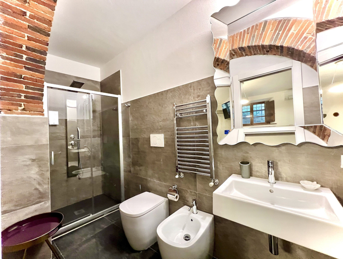 Bathroom 5, La Sosta in Toscana, Lucca