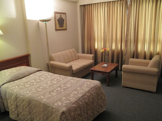 Bedroom 2, Hotel Jumolhari, Chang
