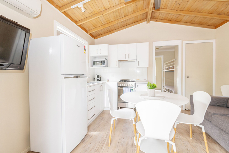 Others 5, Holiday Haven Kangaroo Valley, Shoalhaven - Pt B