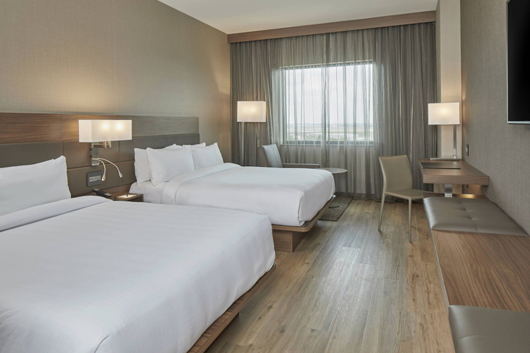 Bedroom 2, AC Hotel by Marriott Atlanta Airport Gateway, Clayton