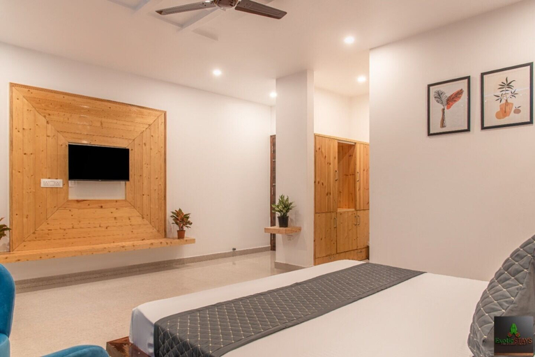 Bedroom 3, The Green Land Kasauli, Solan