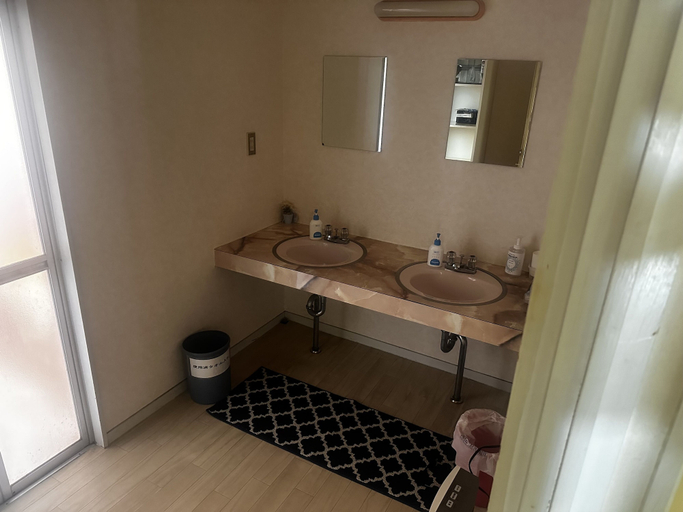 Bathroom 4, Pension Lakeside, Ōtsu