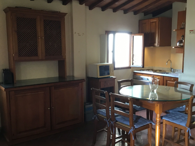 Room 3, Piazza Santa Croce in Firenze, Florence