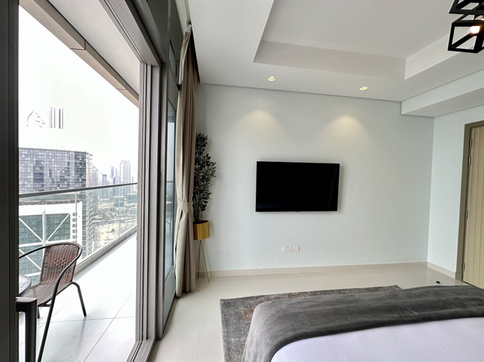 Room 3, LuxBnB Paramount Midtown SeaView, Dubai