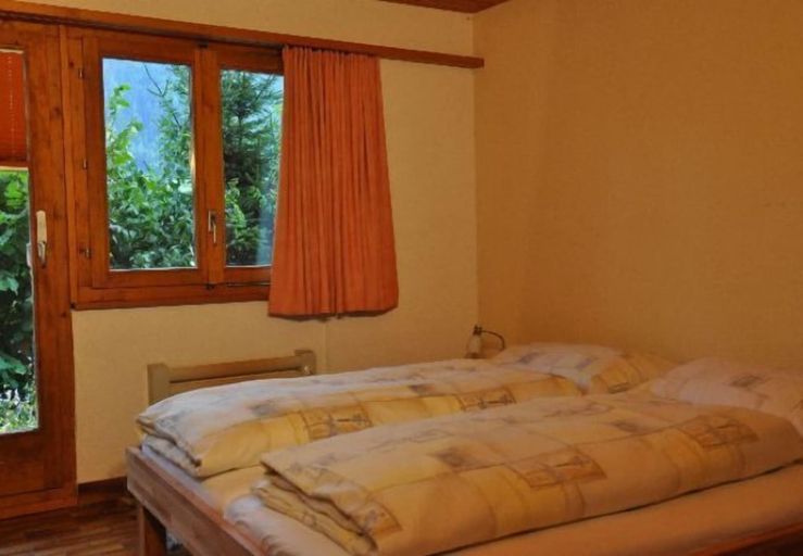 Bedroom 2, Trimka, Goms