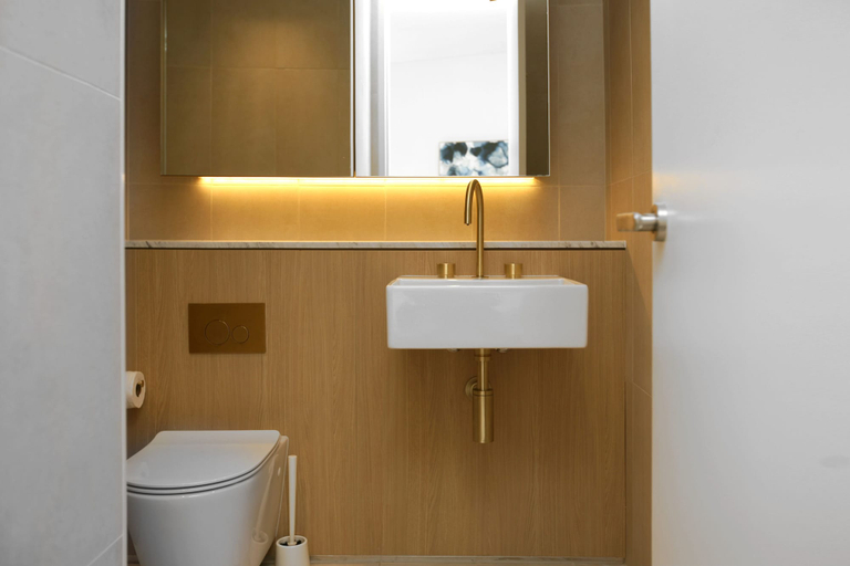 Bathroom 4, Top Notch 1 Bedroom 201 CALIBRE, Sydney