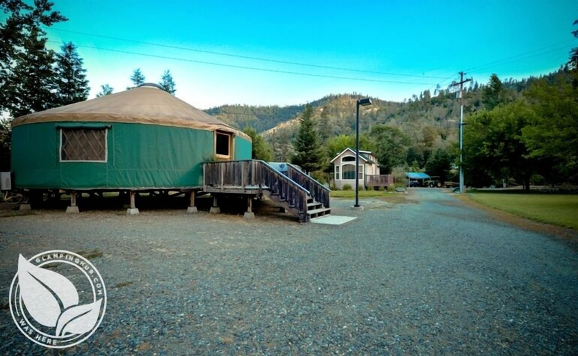 Others 5, Strawhouse Resorts, Trinity