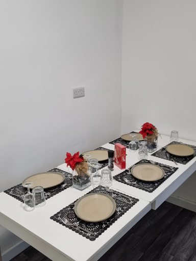 Others 4, Remarkable 3-bed House in Wallsend, North Tyneside