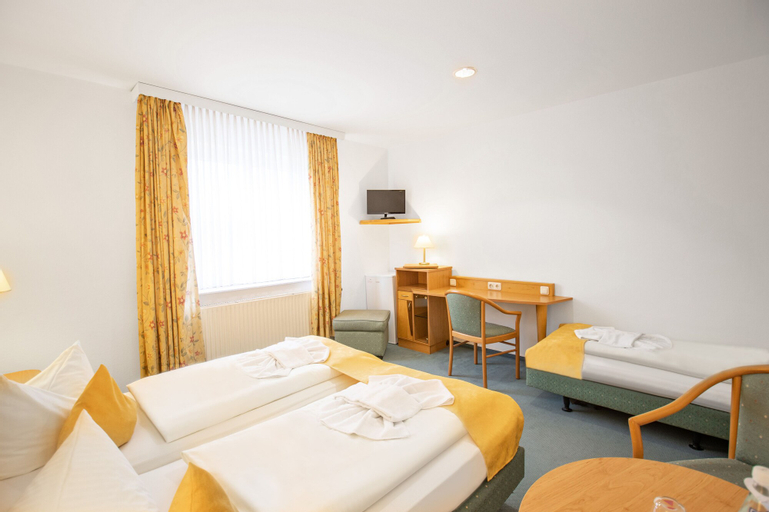Bedroom 4, Hotel Garni Zwickau Mosel, Zwickau