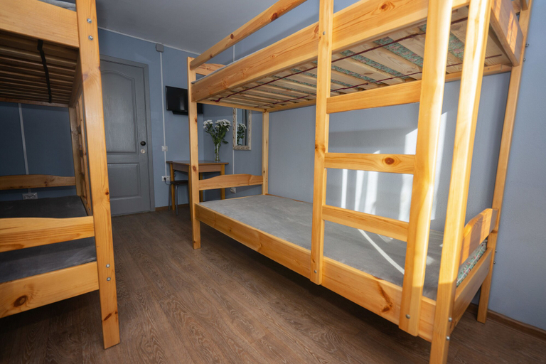 Bedroom 5, Breeze Hotel - hostel, Vladivostok gorsovet