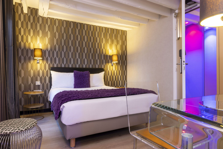 Bedroom 2, Atn Hotel, Paris