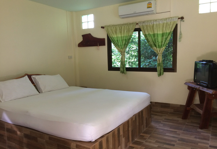 Bedroom 5, Tambai Resort, Muang Phangnga