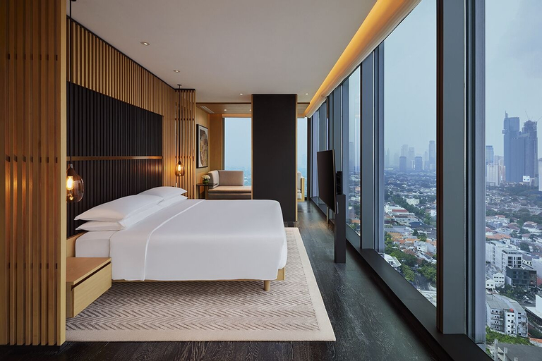 Bedroom 12