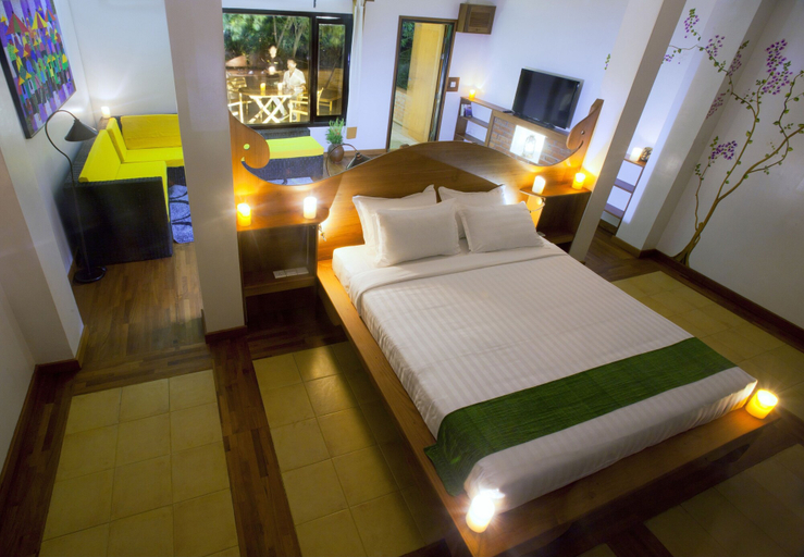 Bedroom 4, Thanakha Inle Hotel, Taunggye