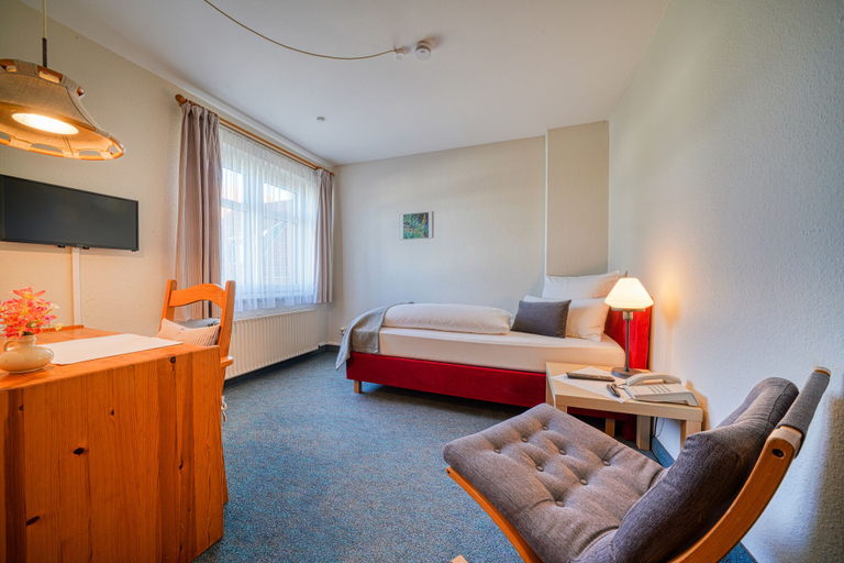 Bedroom 3, Hotel Zur Eule, Ostholstein